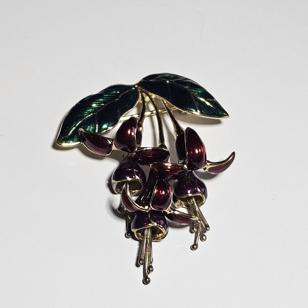 Vintage Fish Enterprises Gold Plated Articulated Trumpet Flower Brooch Purple